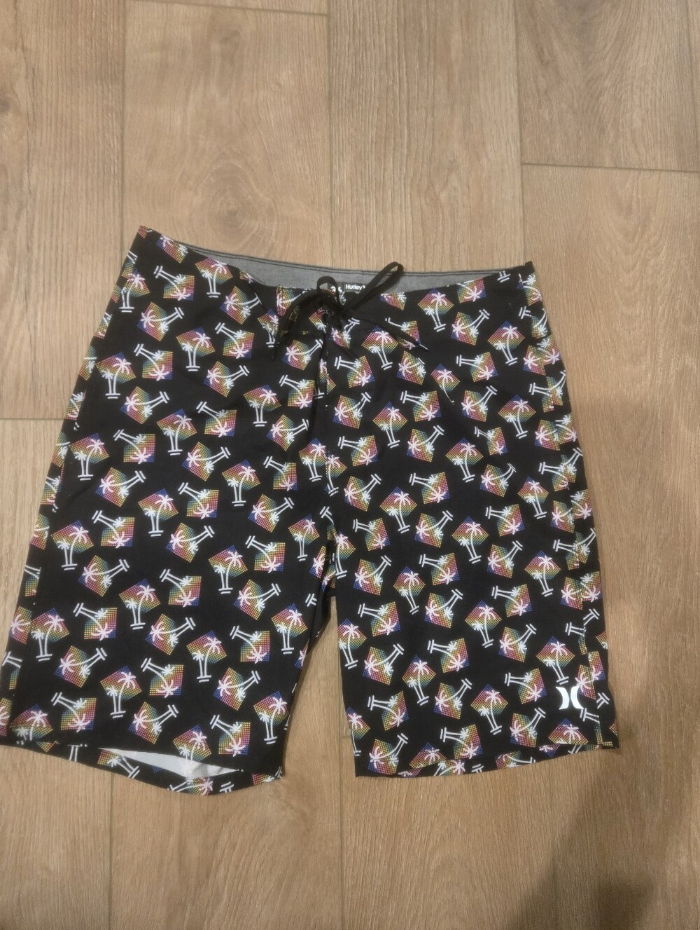 Hurley Rainbow Palm Tree Volley Swim Trunks Mens Size 36